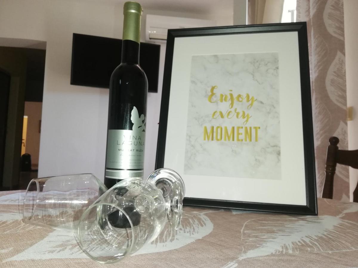 Palit Riviera Rooms And Apartments מראה חיצוני תמונה